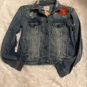 American Eagle Denim Jacket with Floral Embroidery